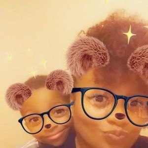 Meet your Posher, Lakia